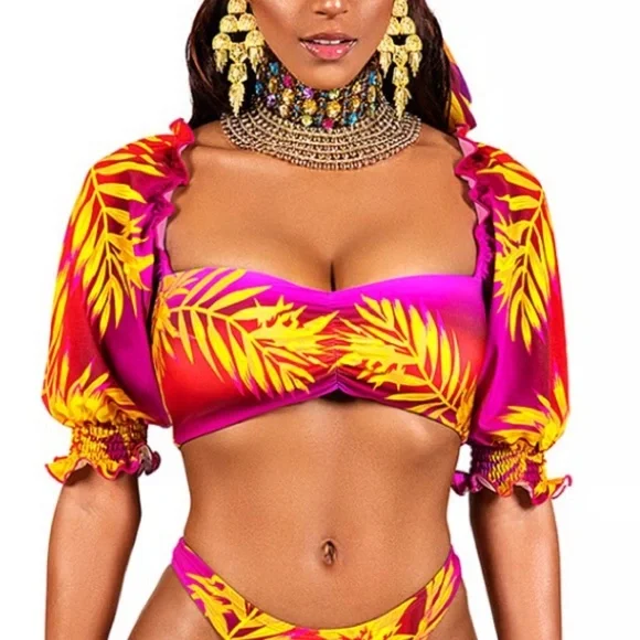 New! BFyne Zena floral bikini swim top 10600 - Picture 1 of 8